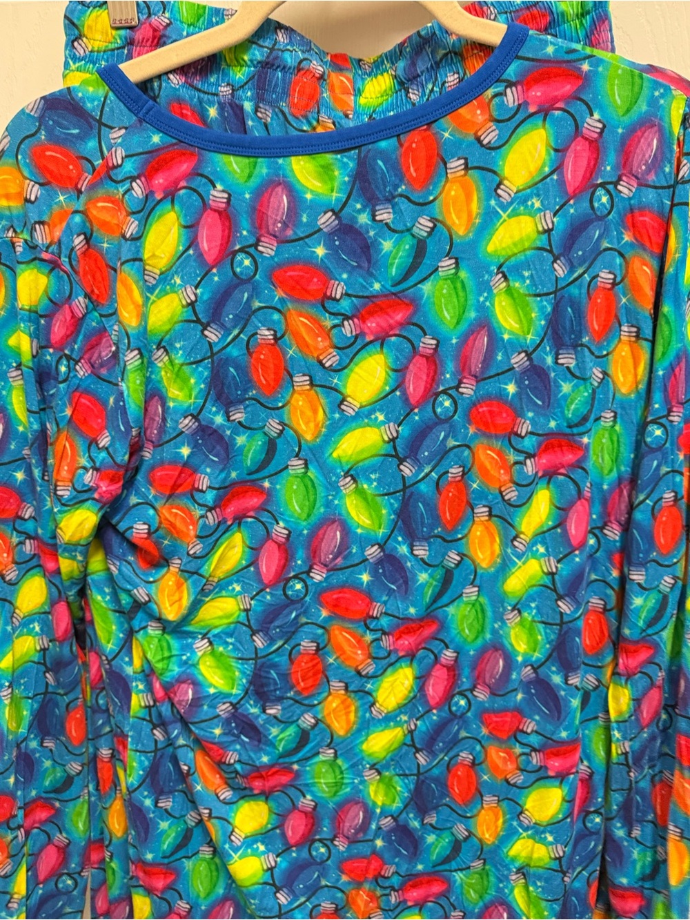 Birdie Bean Neon String Light Pajama Set - Picture 13 of 14